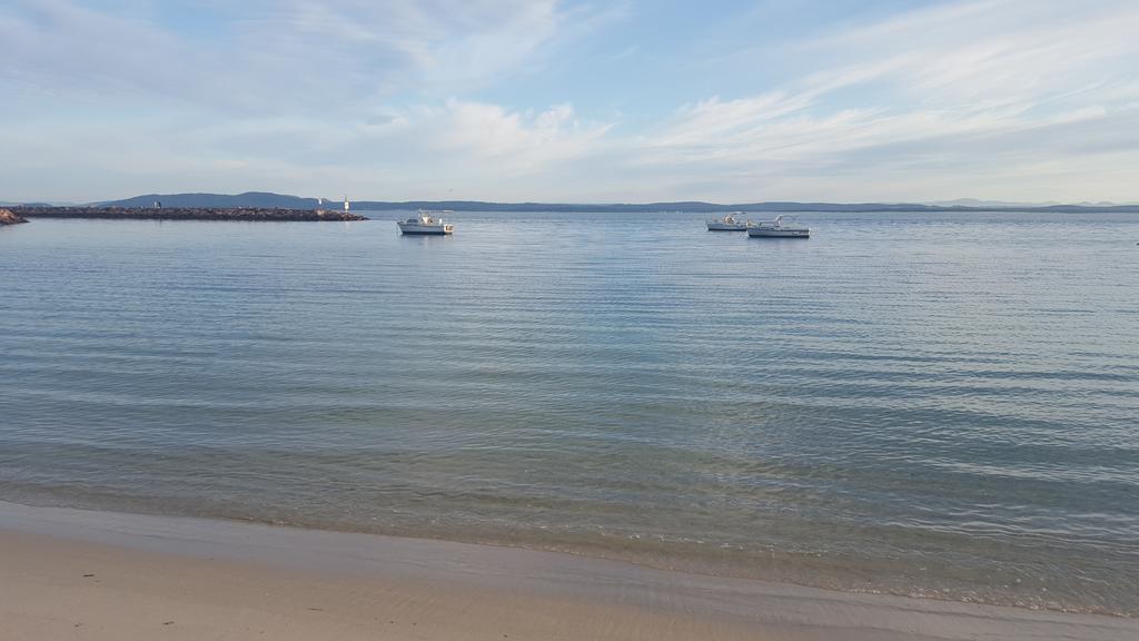 Port Stephens Motel Nelson Bay Esterno foto