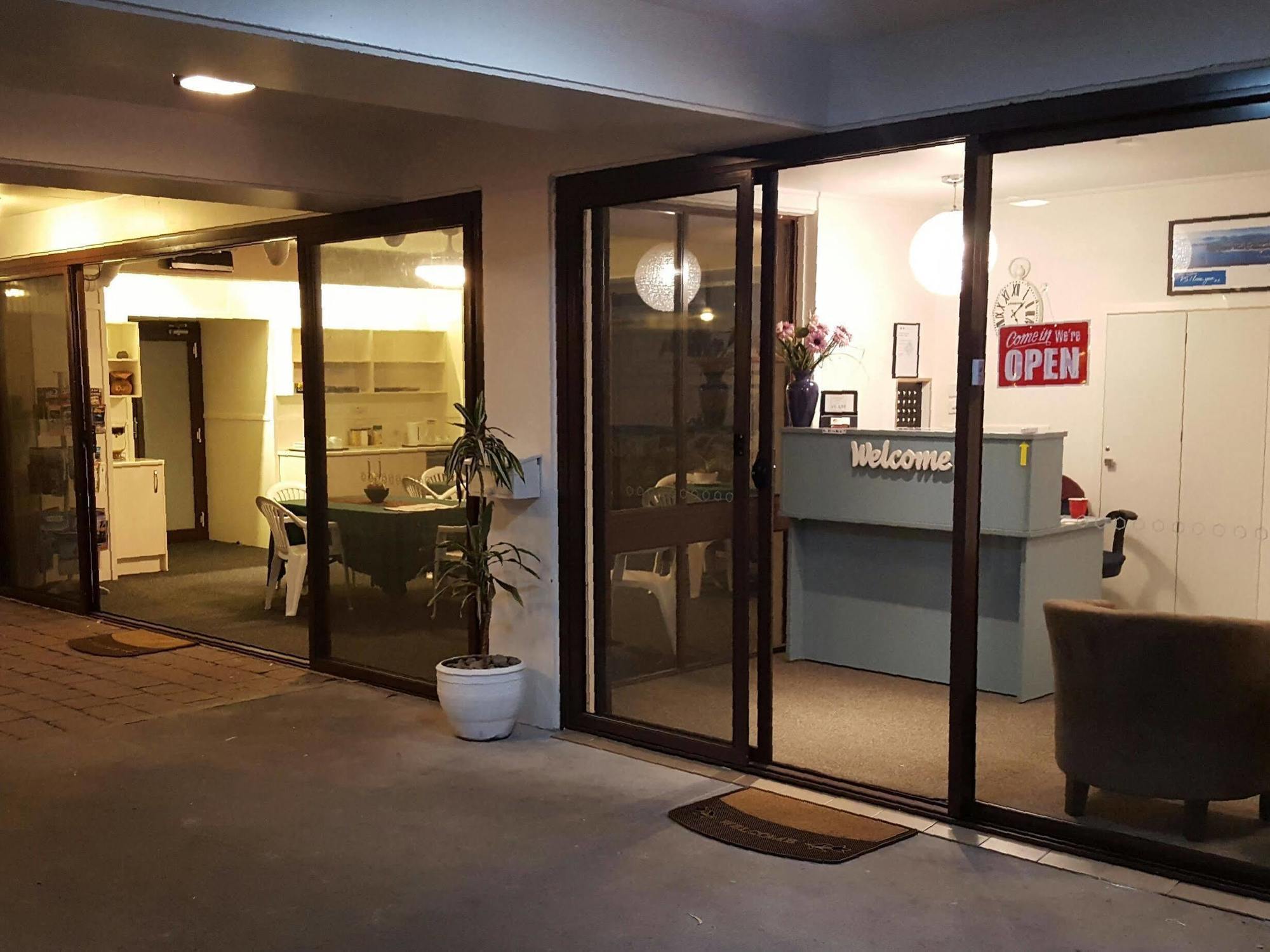 Port Stephens Motel Nelson Bay Esterno foto